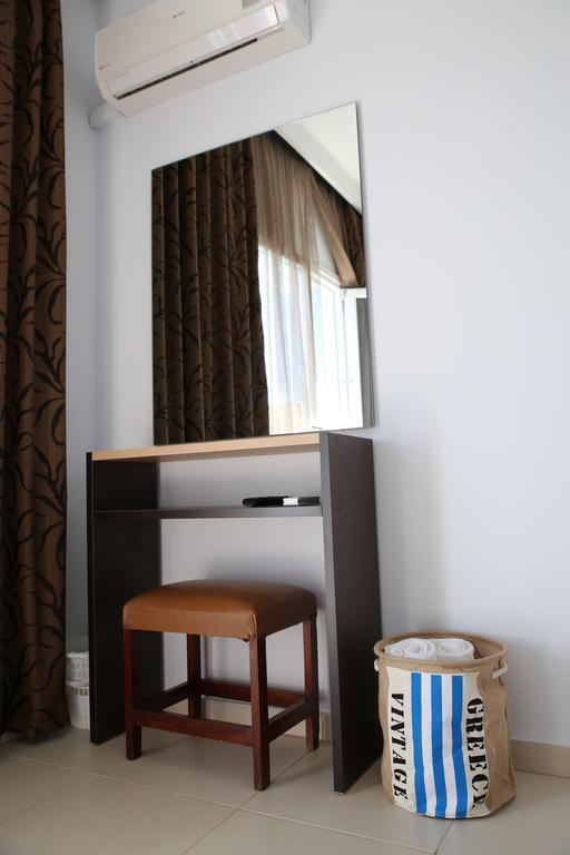 Vari Beach Hotel Екстериор снимка