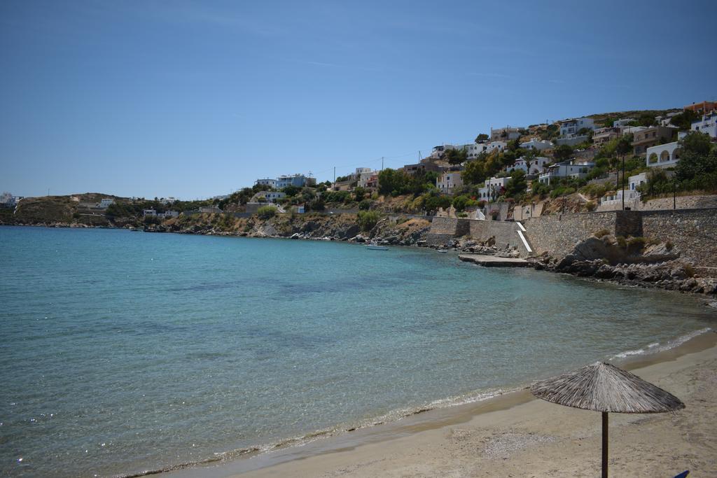 Vari Beach Hotel Екстериор снимка