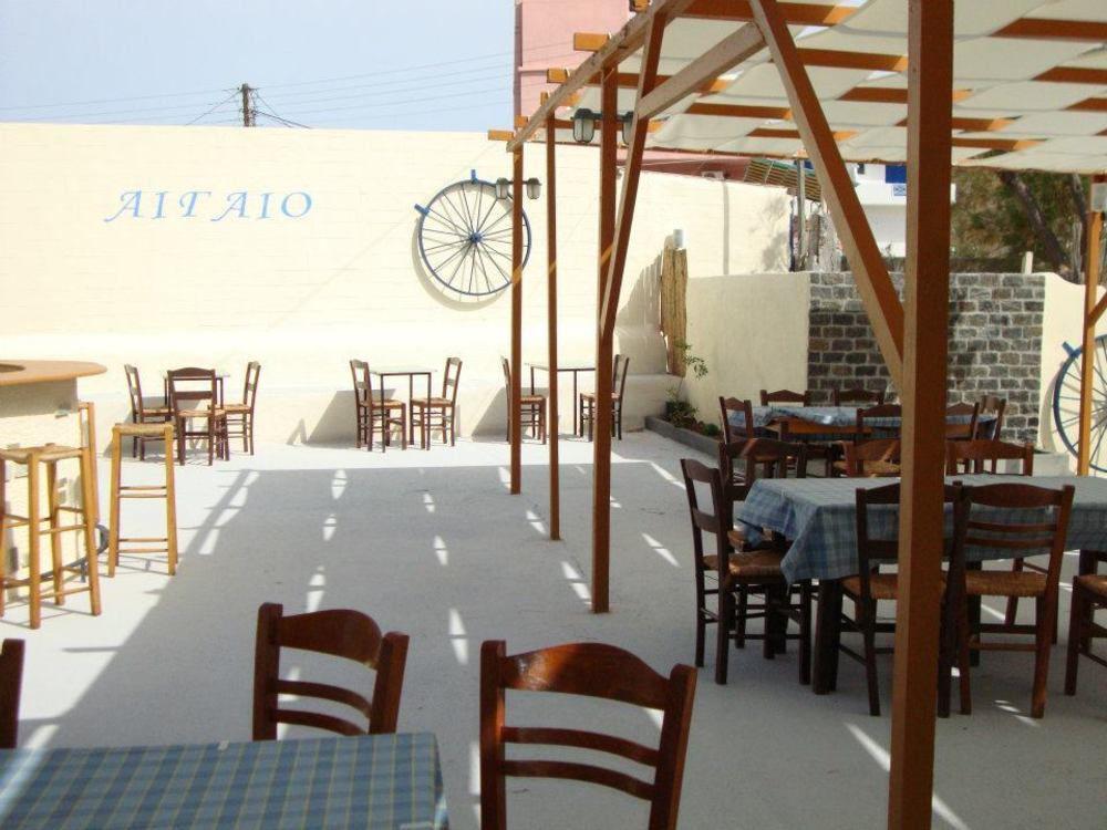 Vari Beach Hotel Екстериор снимка