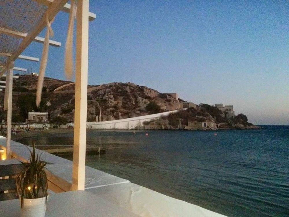 Vari Beach Hotel Екстериор снимка