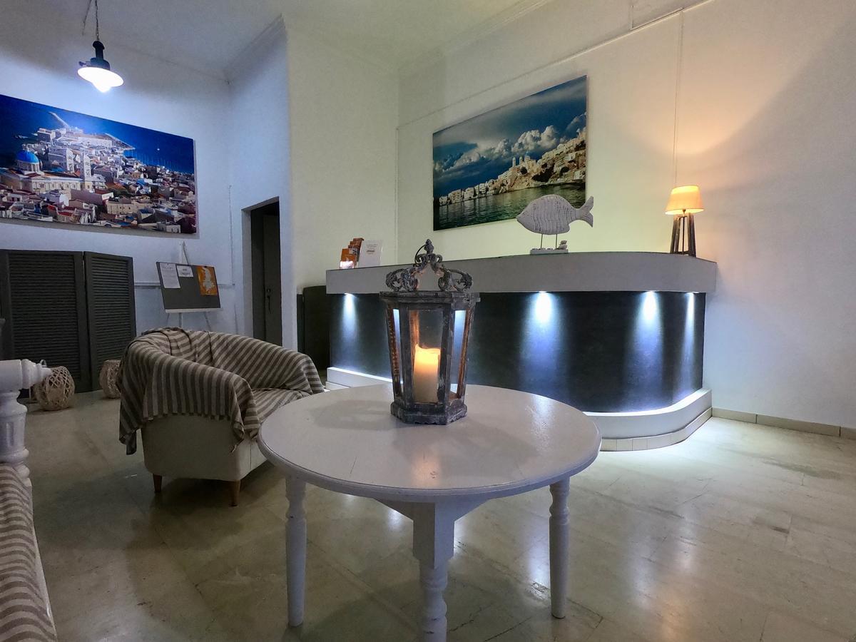Vari Beach Hotel Екстериор снимка